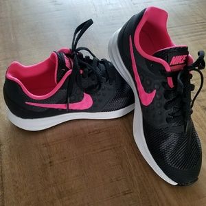 Girls Nike Downshifter 7 Athletic Shoe